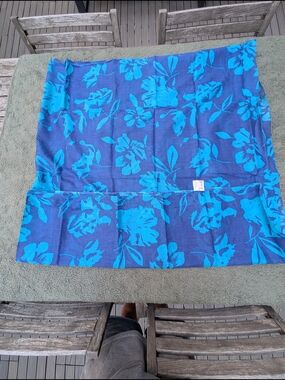 NWOT Jessica Blue Floral Swim Sarong